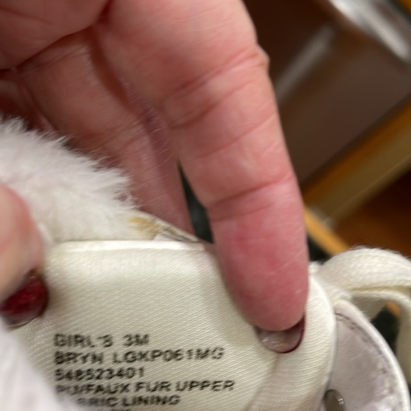 Girls  Size 3 Bryn  Mia Girl  creamy white boots Fur Top Sparkly tongue - Picture 5 of 7